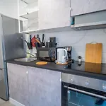 公寓 Spacious Newly Renovated 2br With Balcony 布加勒斯特