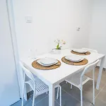 Apartamento Spacious Newly Renovated 2br With Balcony *