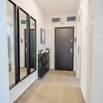 아파트 Spacious Newly Renovated 2br With Balcony 부쿠레슈티